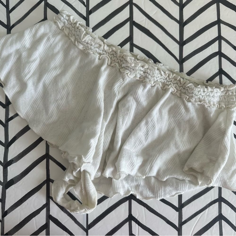 Urban Outfitters Out From Under Size L White Pointelle Elastic Waist Mini Short